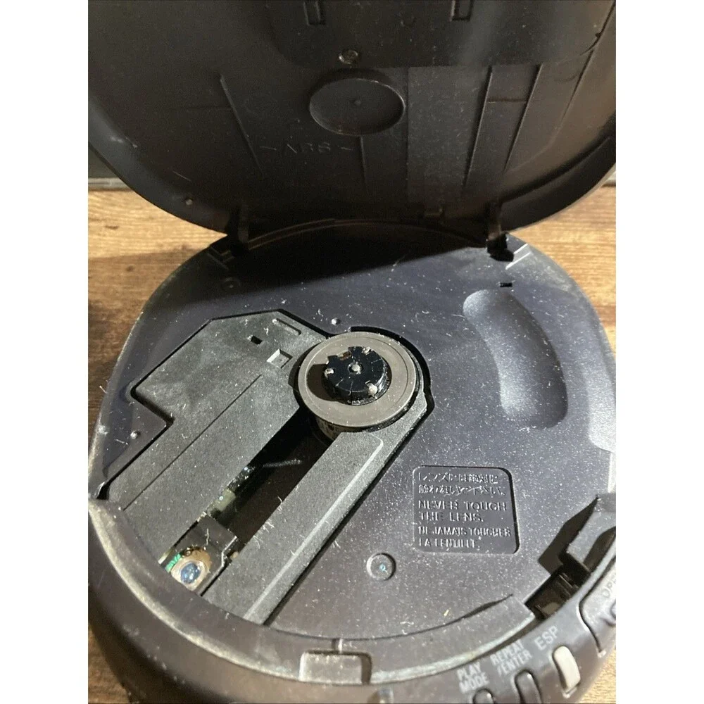 Vintage Sony Discman ESP CD Player D-245 Mega Bass Shock Protection Parts Only